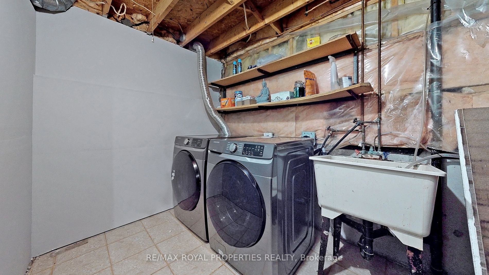 25 Deverill Cres Property Photo 32