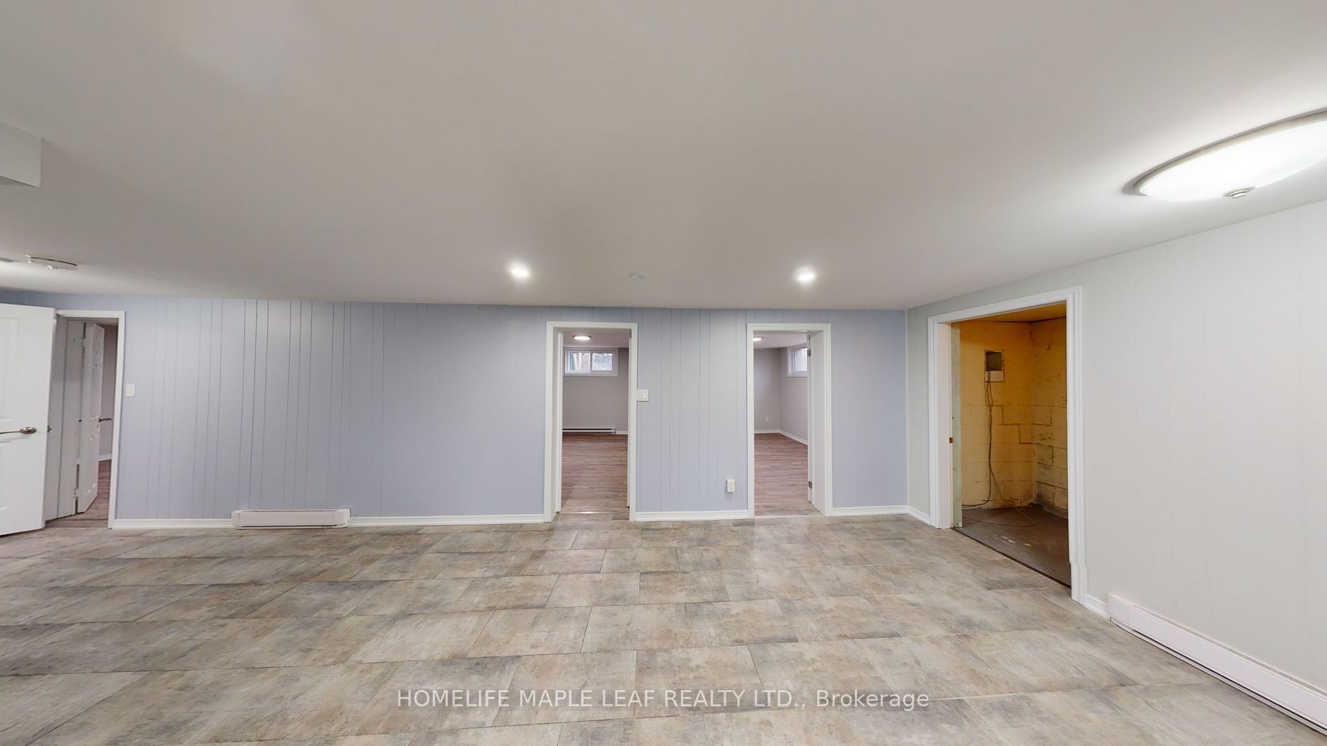 598 Montgomery St Property Photo 19