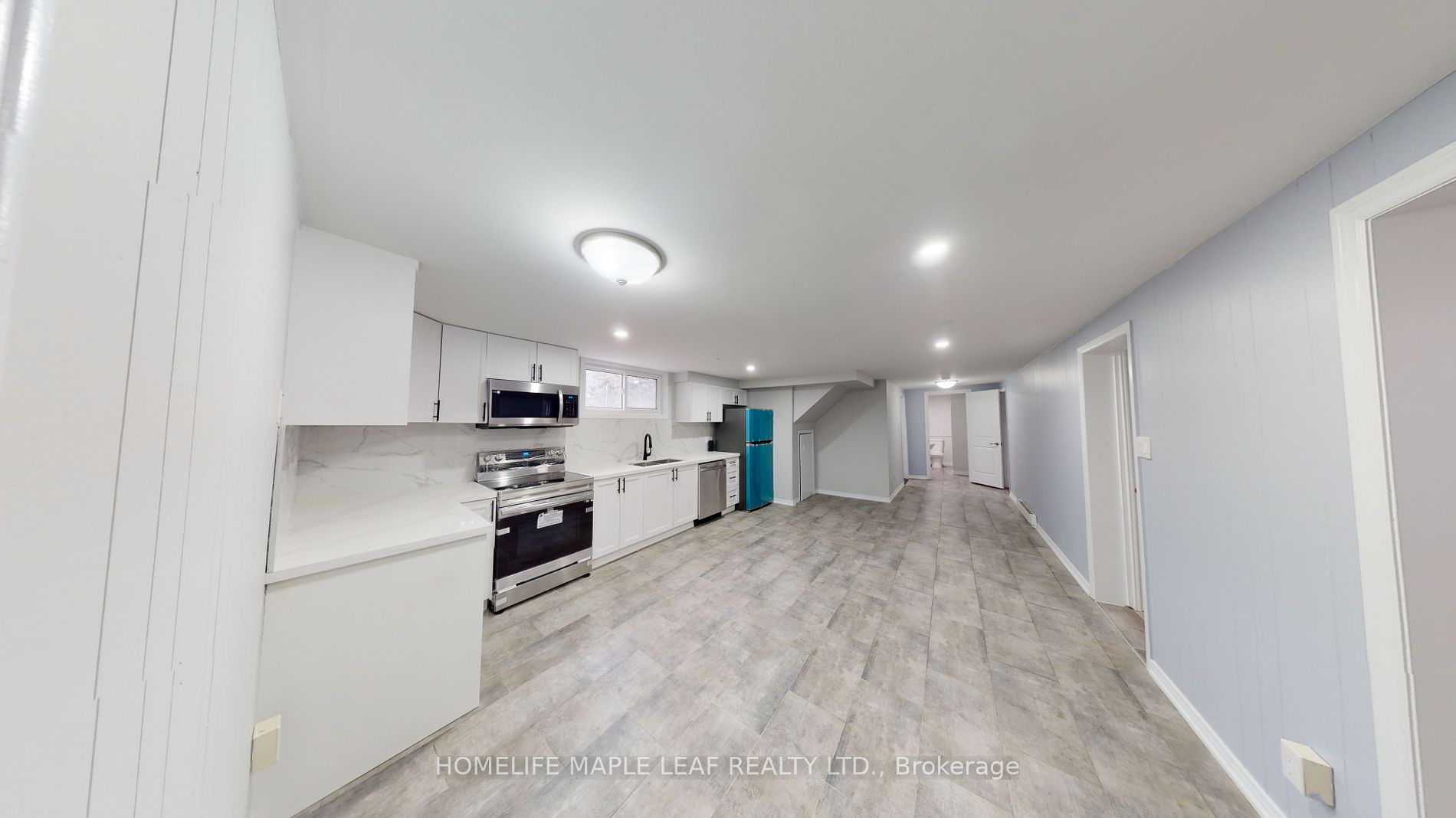 598 Montgomery St Property Photo 28