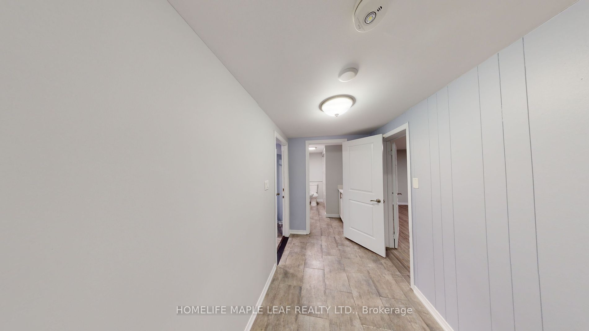 598 Montgomery St Property Photo 30
