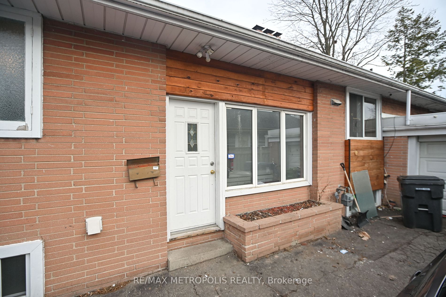 17 Dobbin Rd Property Photo 2