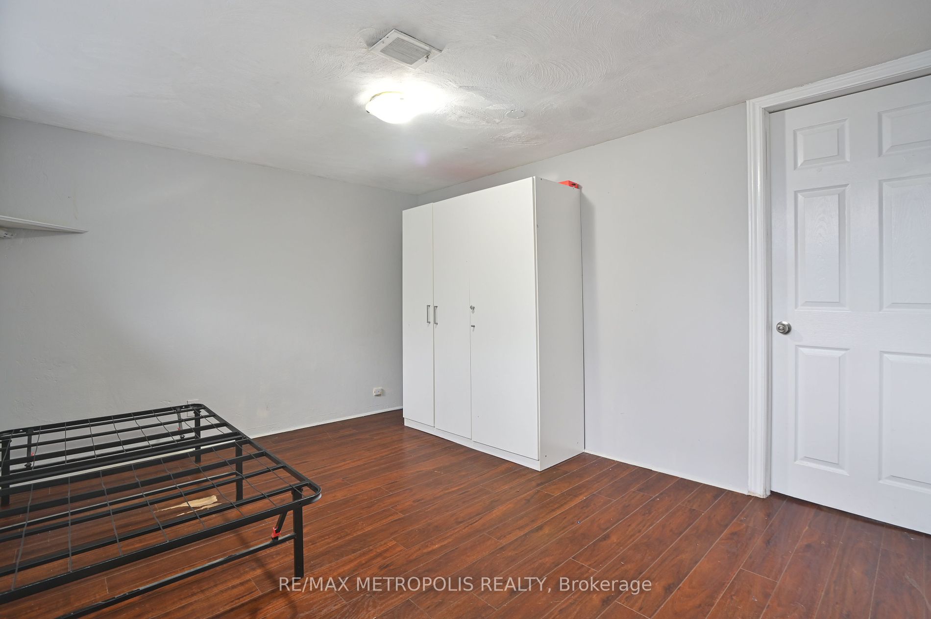 17 Dobbin Rd Property Photo 7