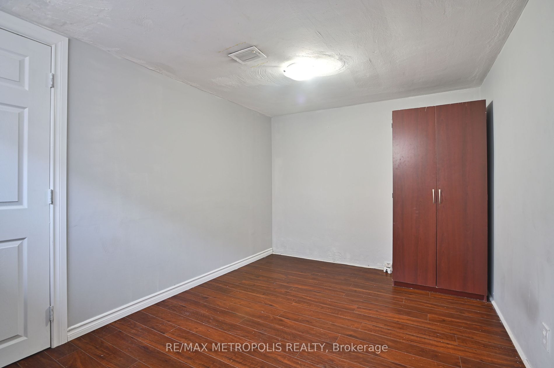 17 Dobbin Rd Property Photo 9