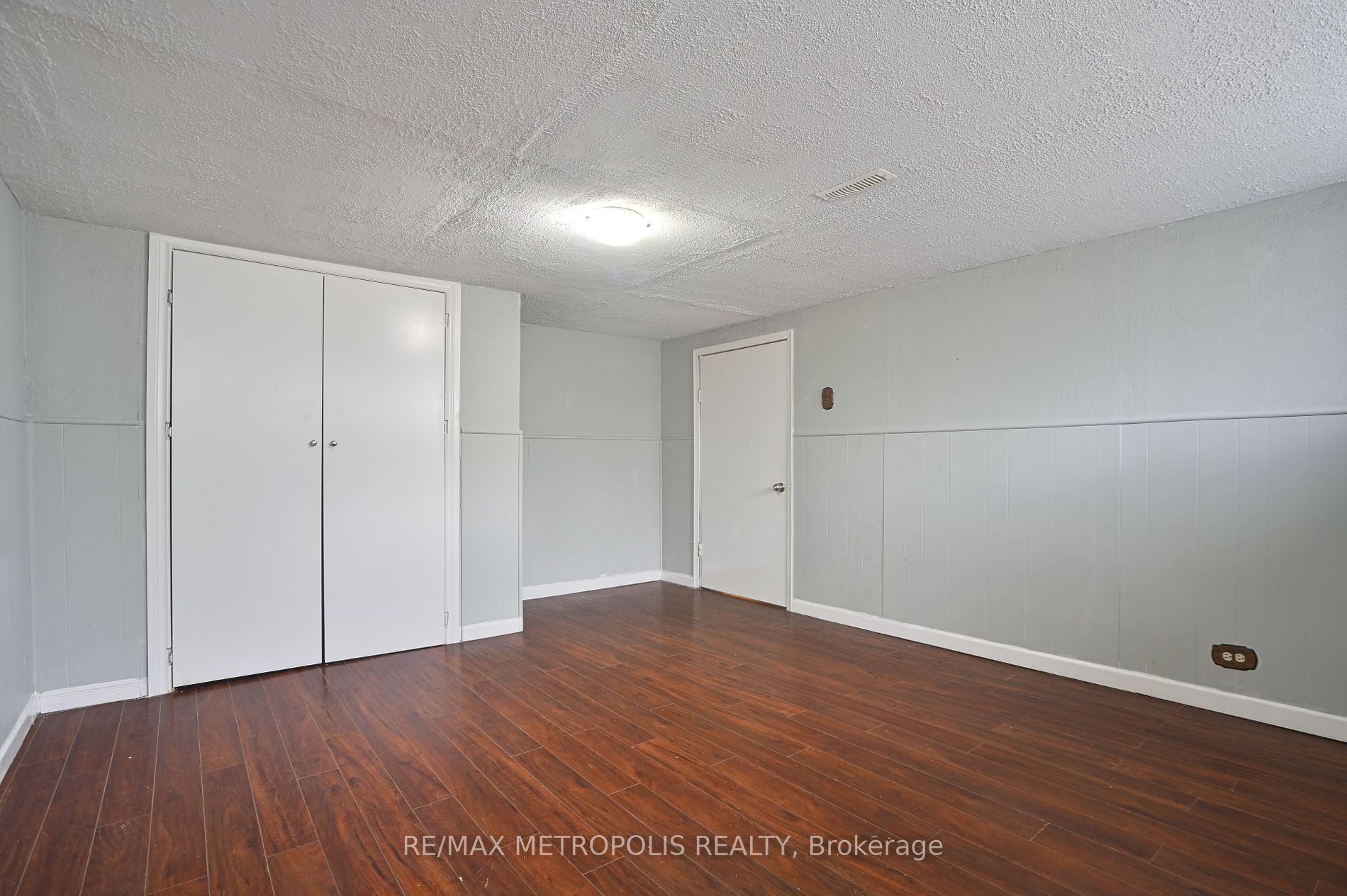 17 Dobbin Rd Property Photo 12