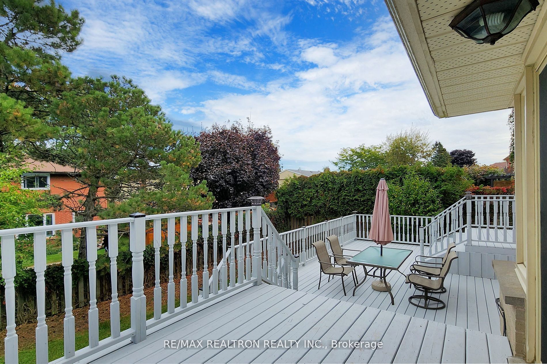 22 Love Cres Property Photo 36