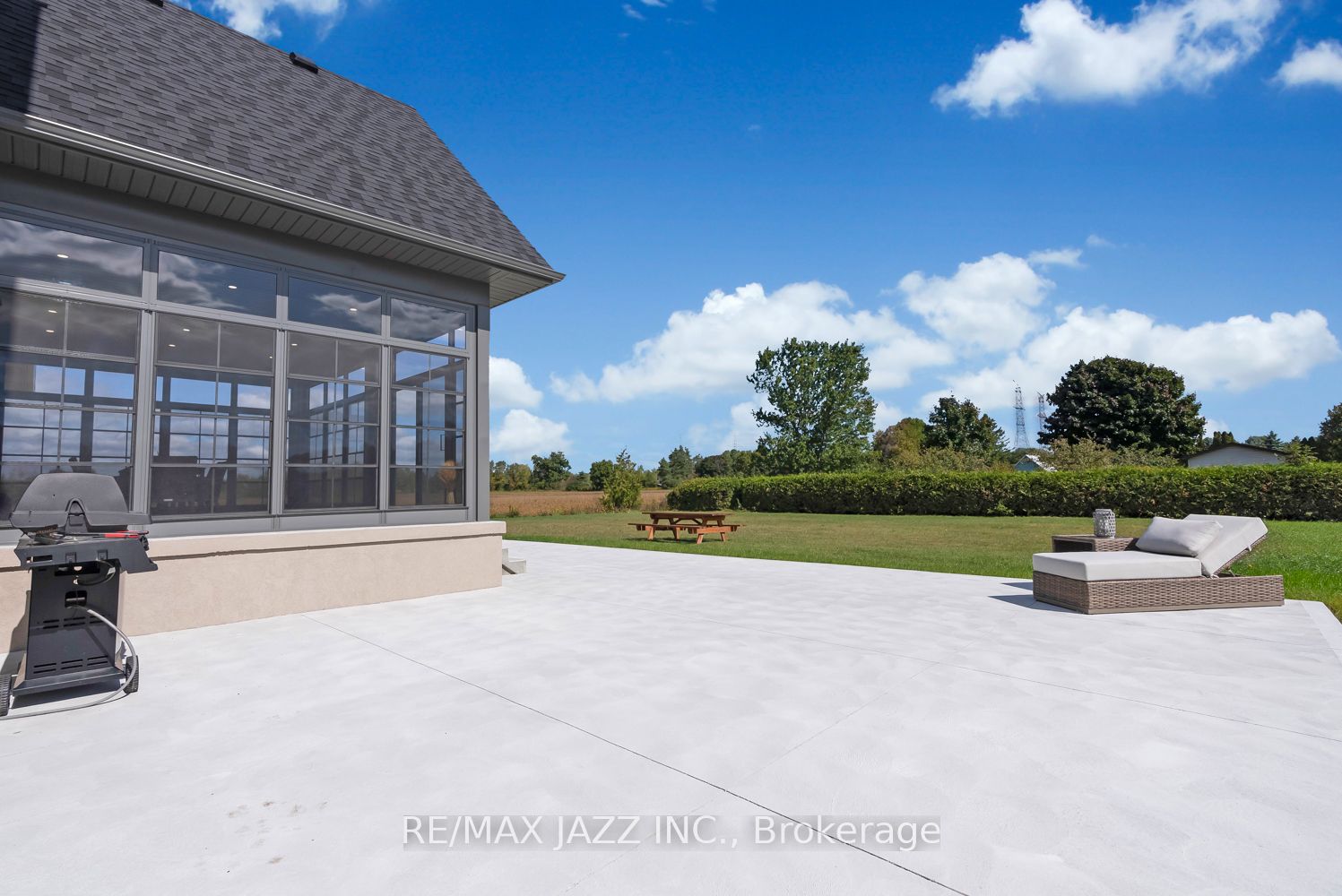 3011 Rundle Rd Property Photo 40