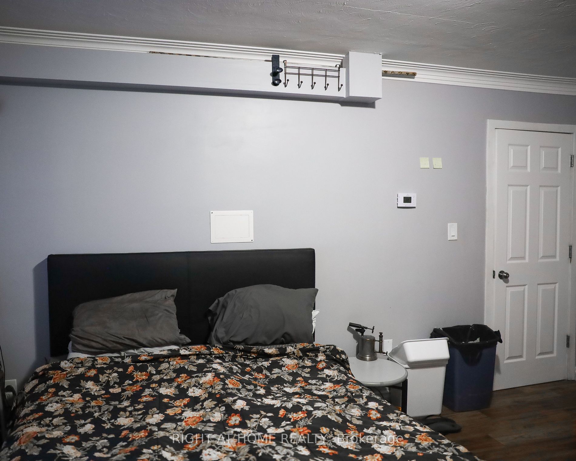 572 Crerar Ave W Property Photo 10