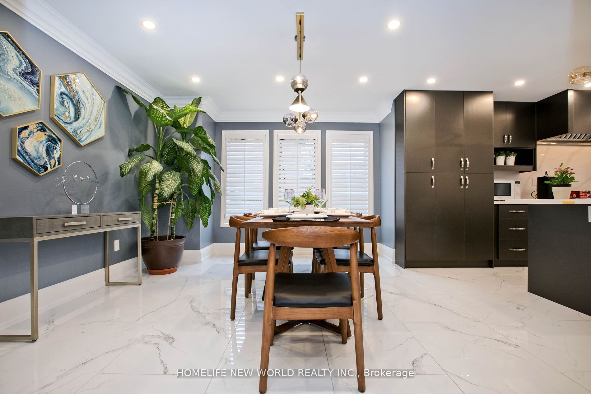 61 Dewbourne Pl Property Photo 6