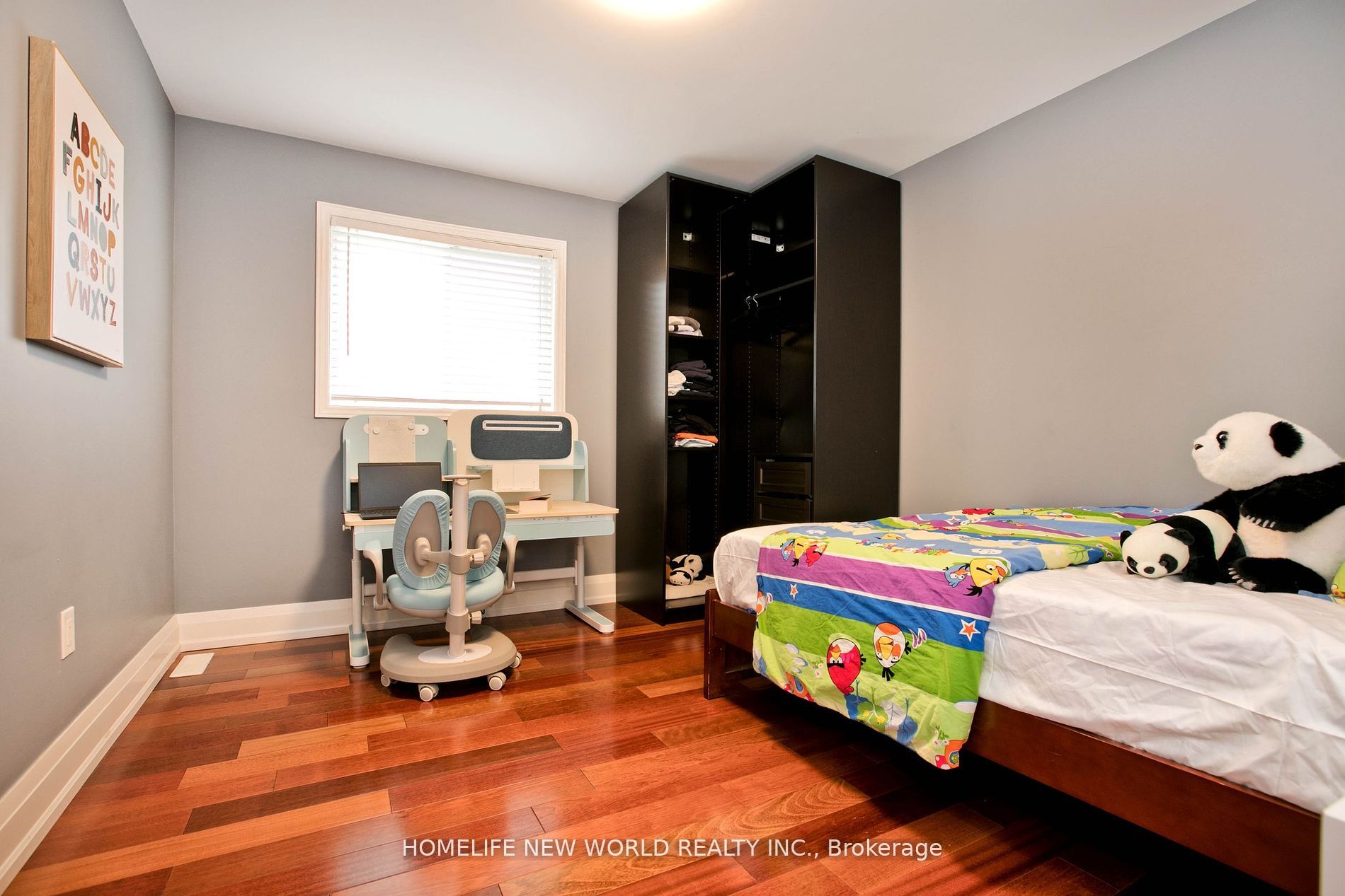 61 Dewbourne Pl Property Photo 21