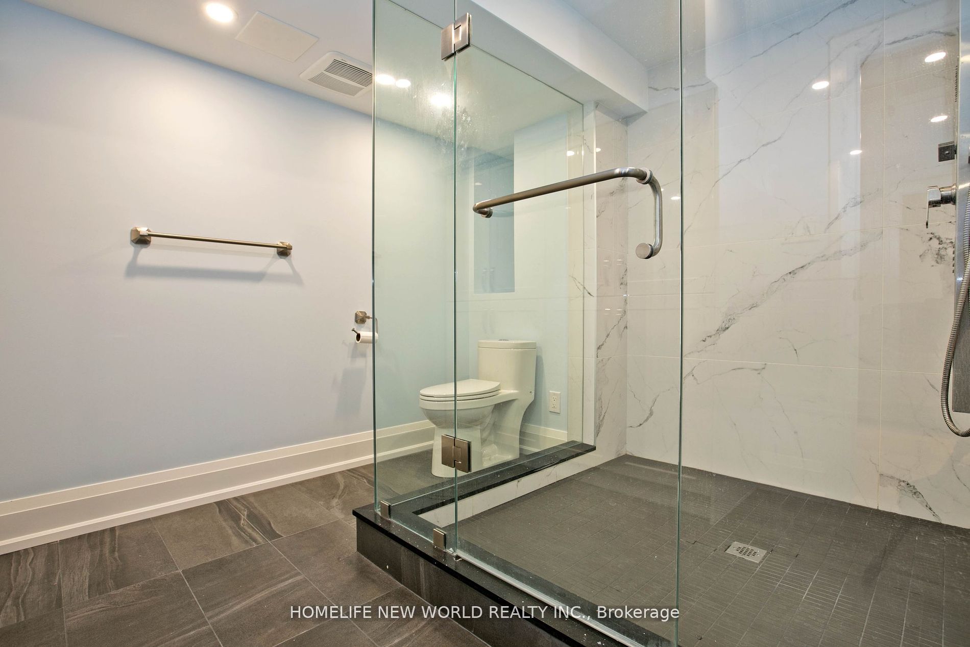 61 Dewbourne Pl Property Photo 35