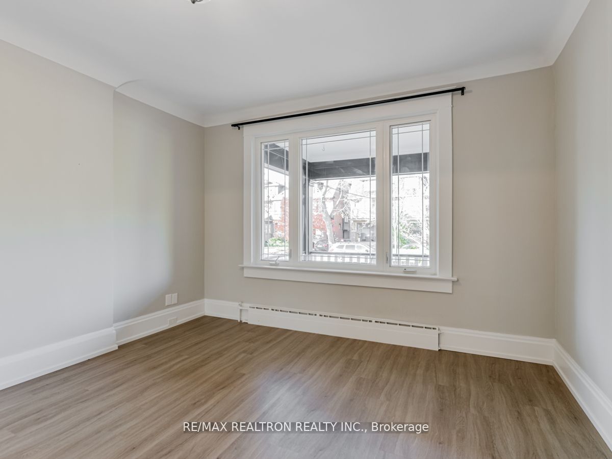 123 Browning Ave Property Photo 5