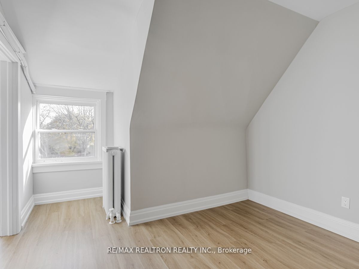 123 Browning Ave Property Photo 27