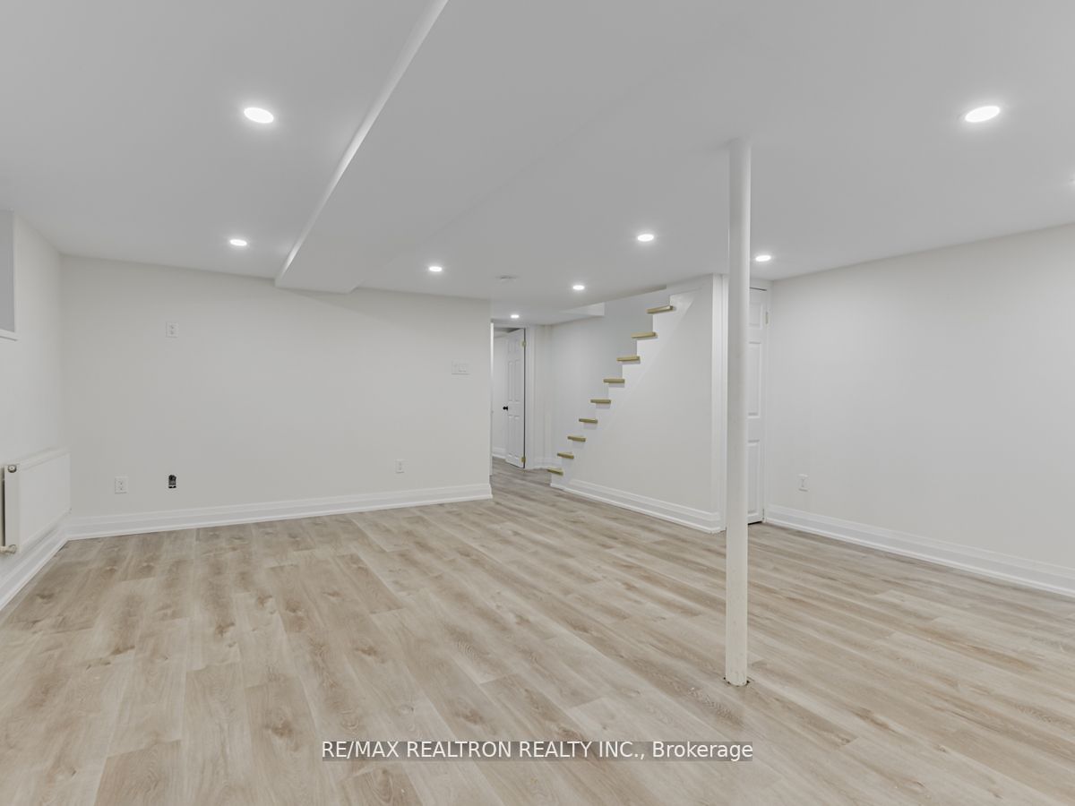 123 Browning Ave Property Photo 30