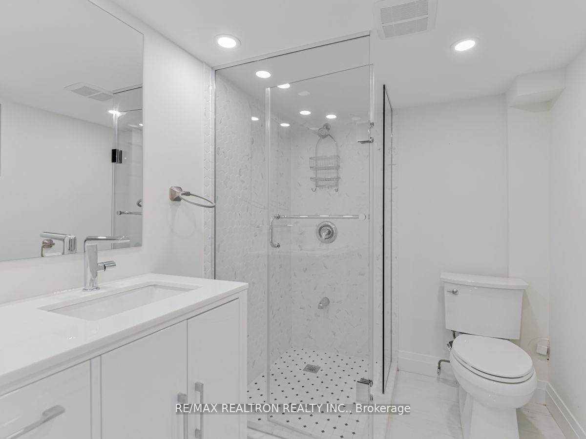 123 Browning Ave Property Photo 33