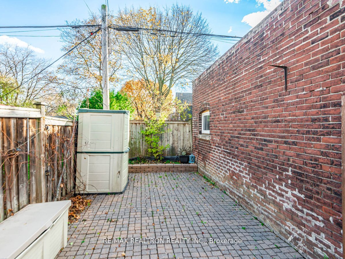 123 Browning Ave Property Photo 36