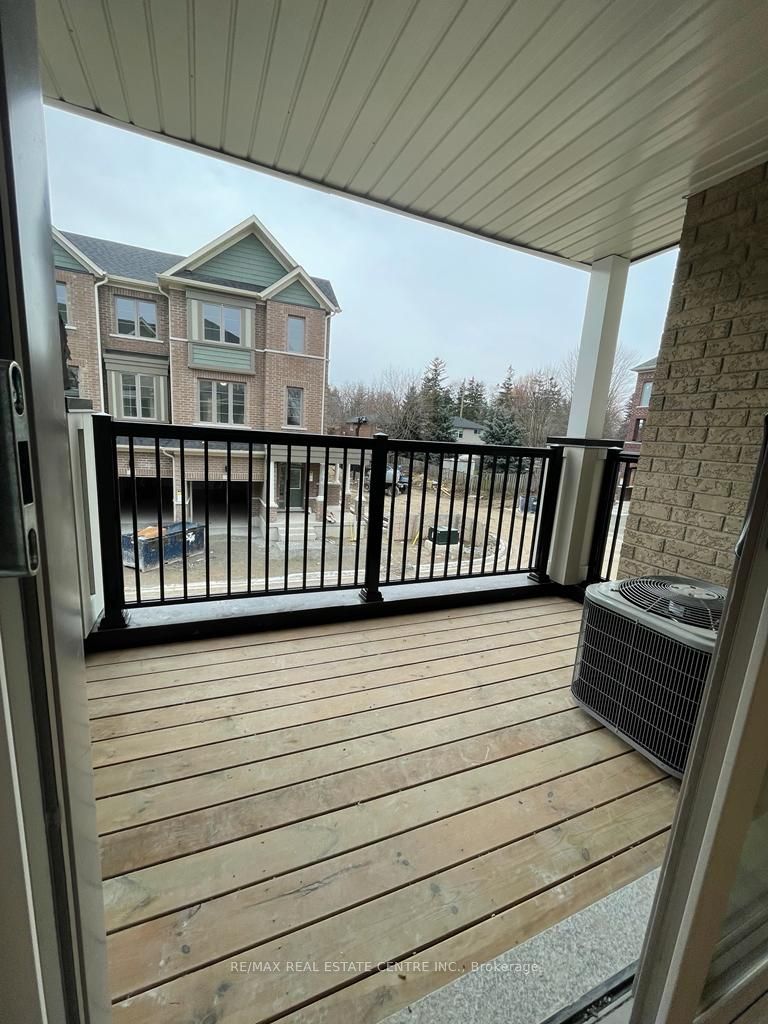 29 Waterside Way Property Photo 9