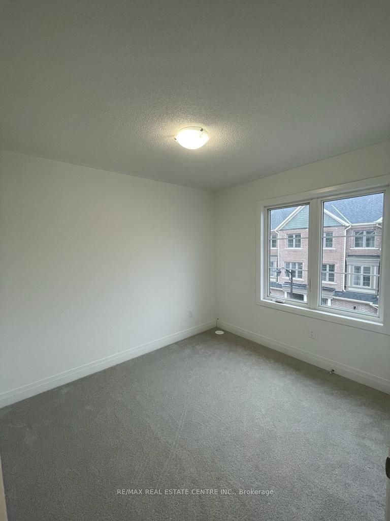 29 Waterside Way Property Photo 14