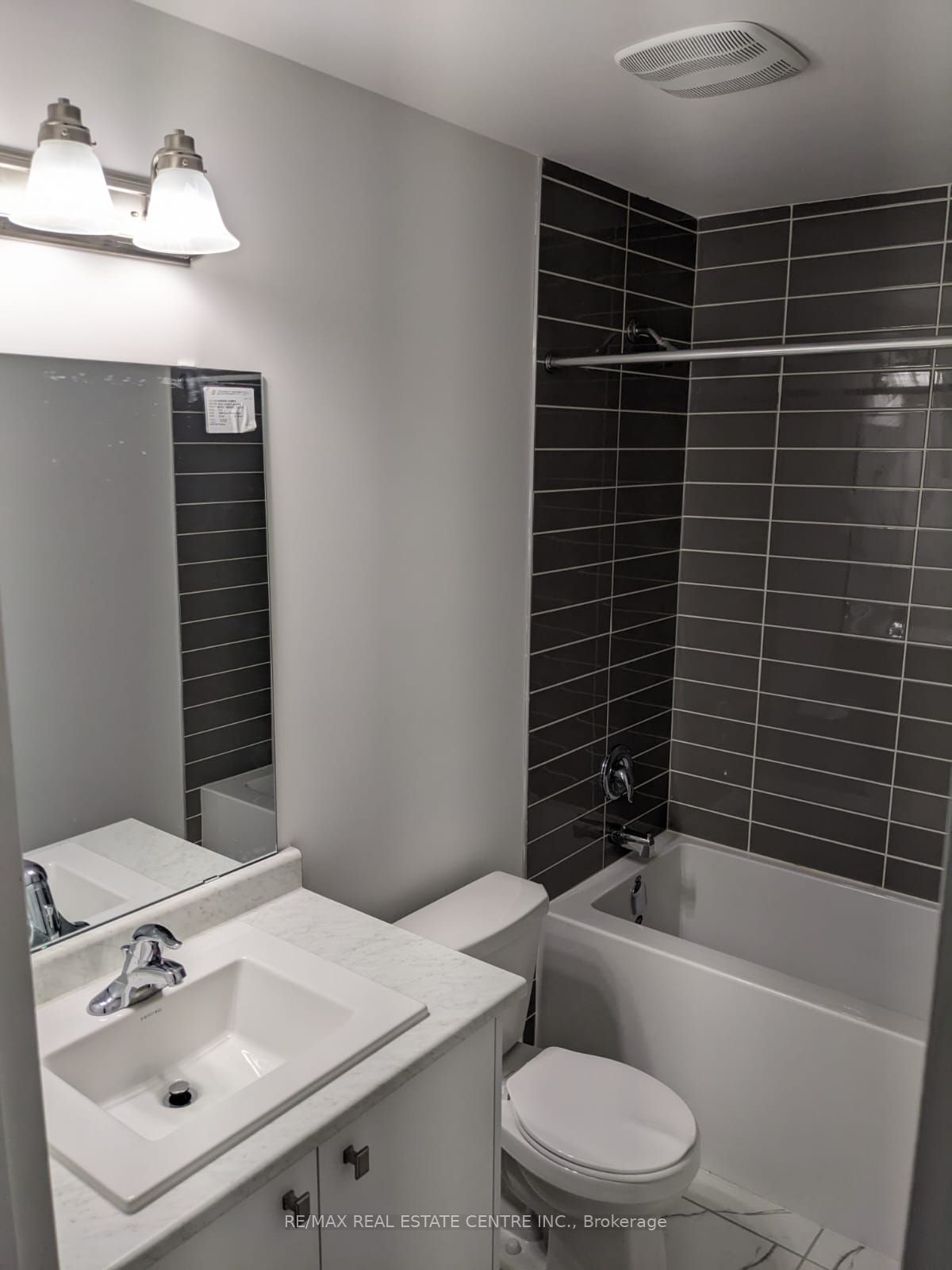 29 Waterside Way Property Photo 17