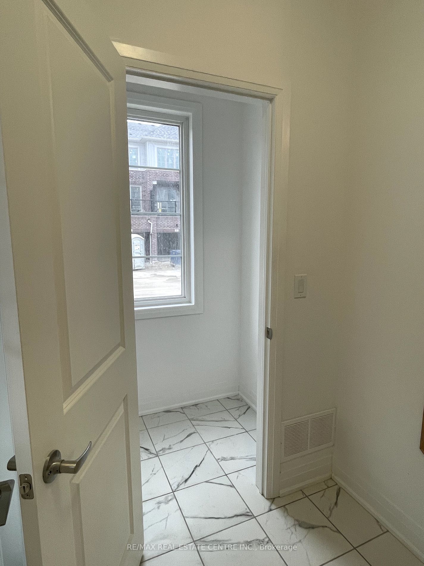 29 Waterside Way Property Photo 20