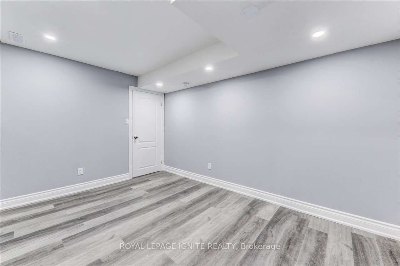 14 Rushlands Cres Property Photo 16