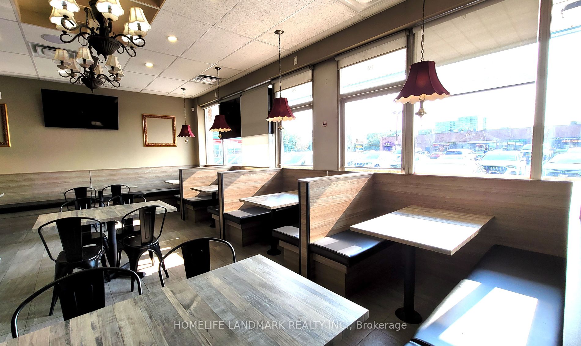 4820 Sheppard Ave E Property Photo 9