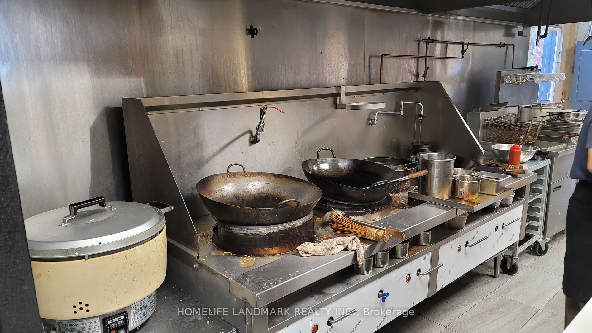 4820 Sheppard Ave E Property Photo 14