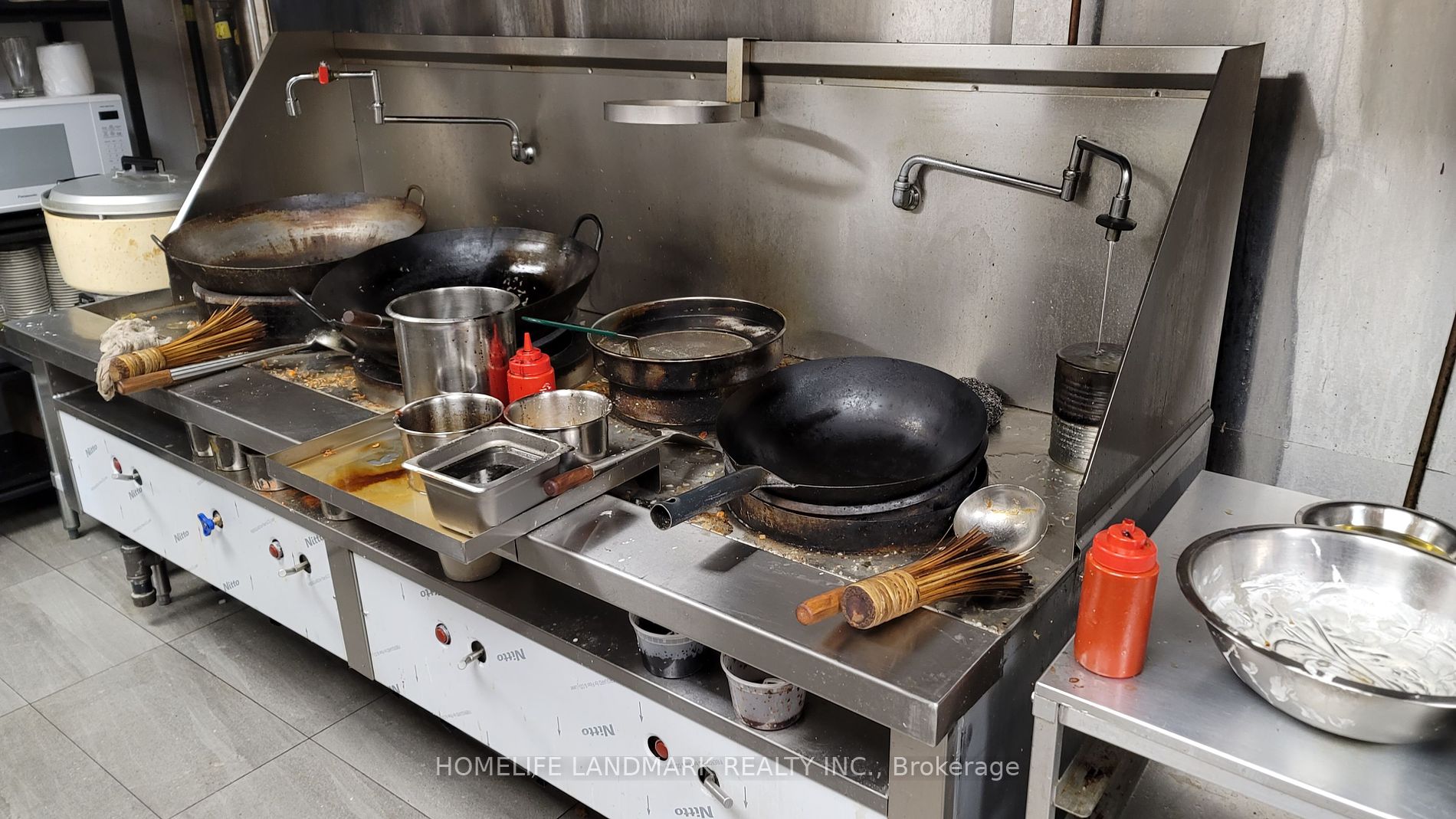 4820 Sheppard Ave E Property Photo 18