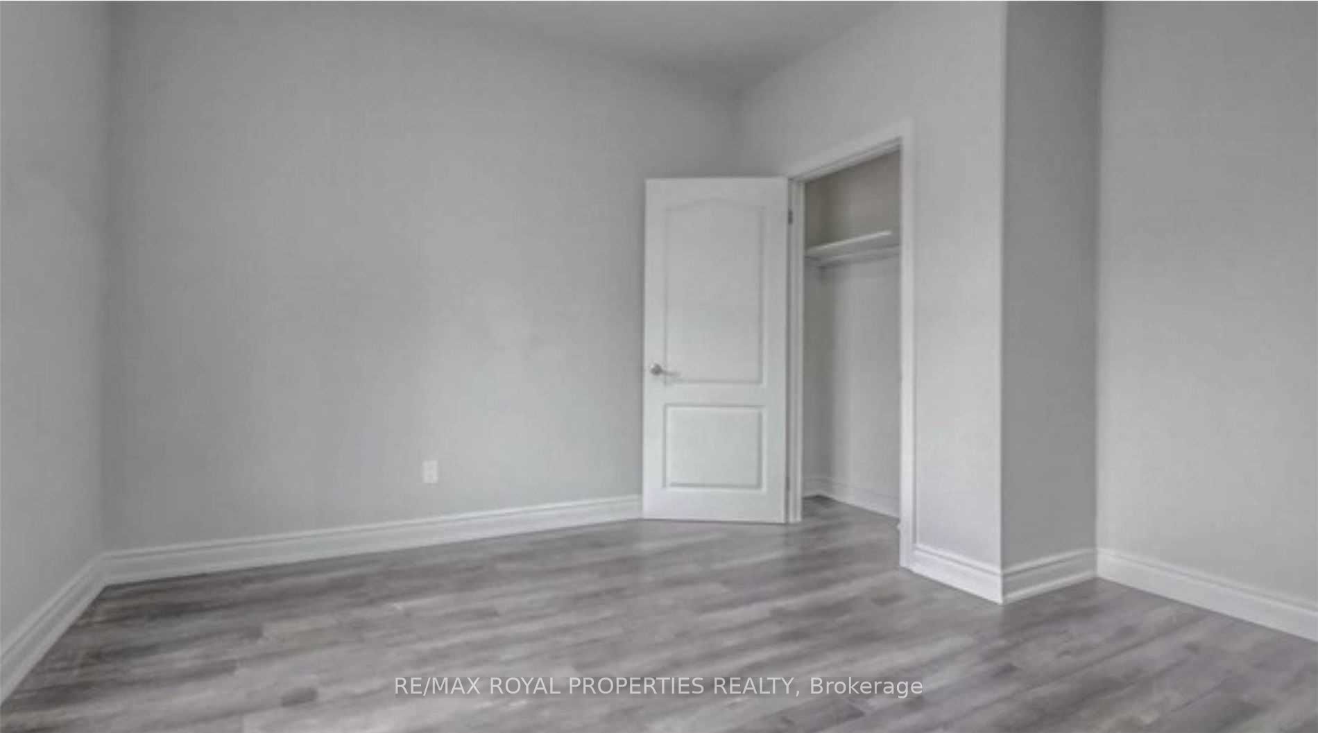 19 Division St Property Photo 3