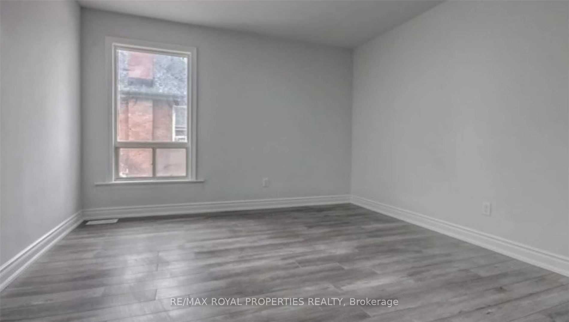 19 Division St Property Photo 6