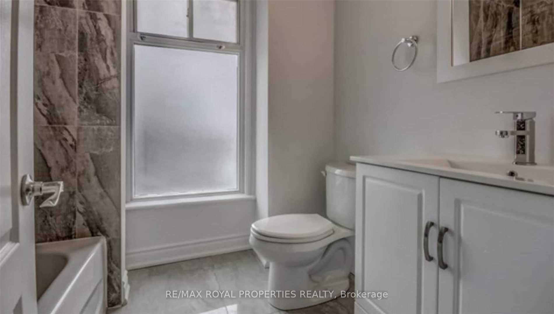 19 Division St Property Photo 9