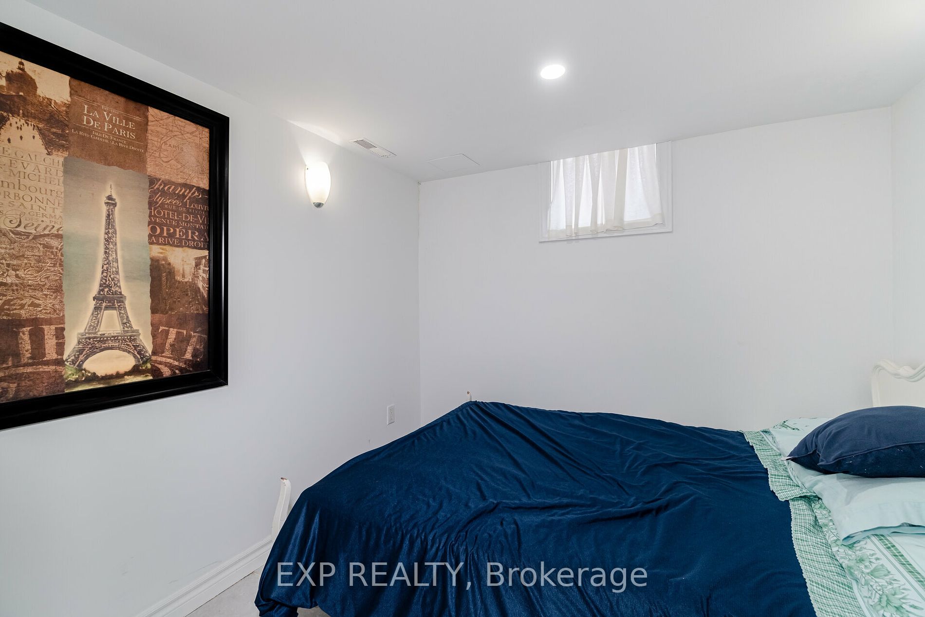77 Westbourne Ave S Property Photo 17