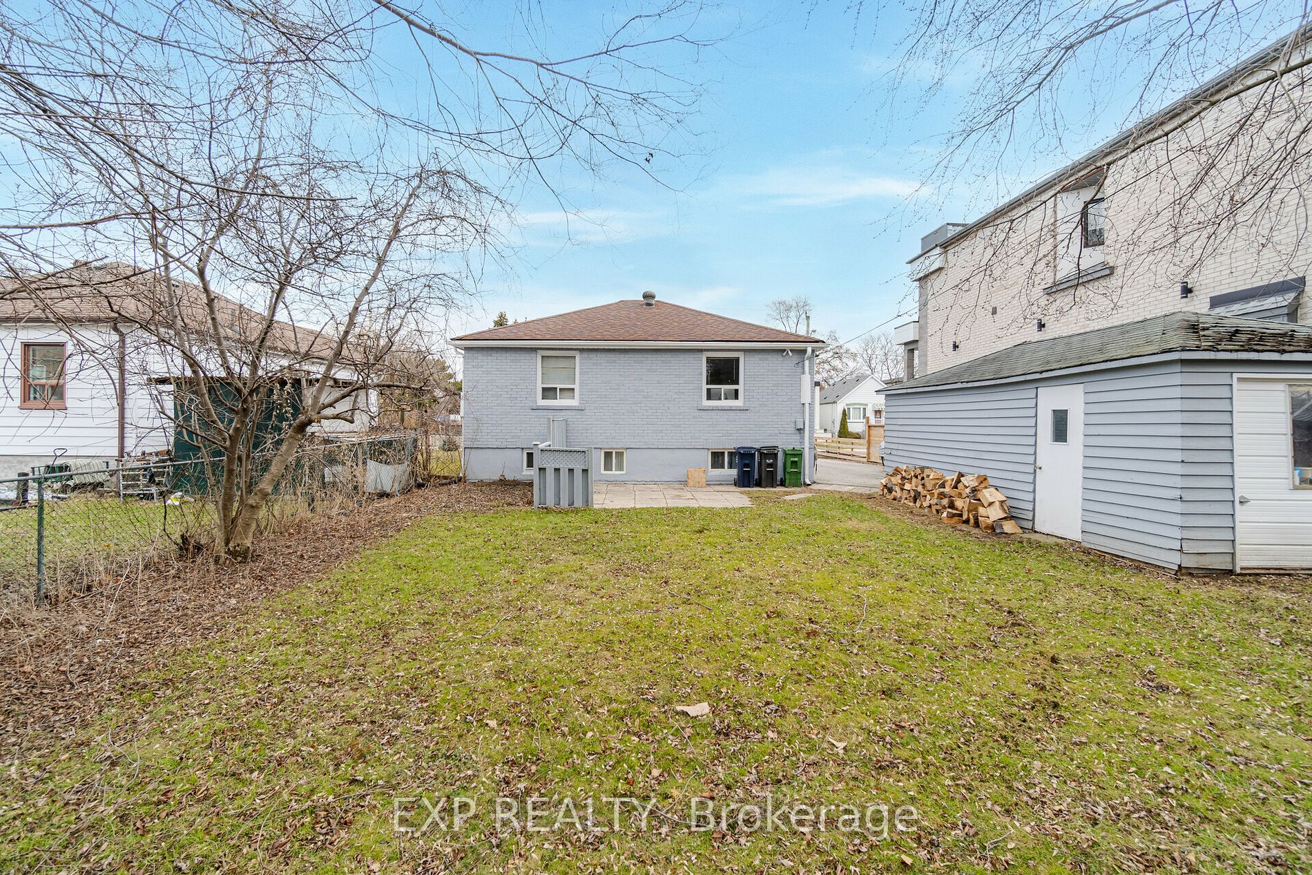 77 Westbourne Ave S Property Photo 24