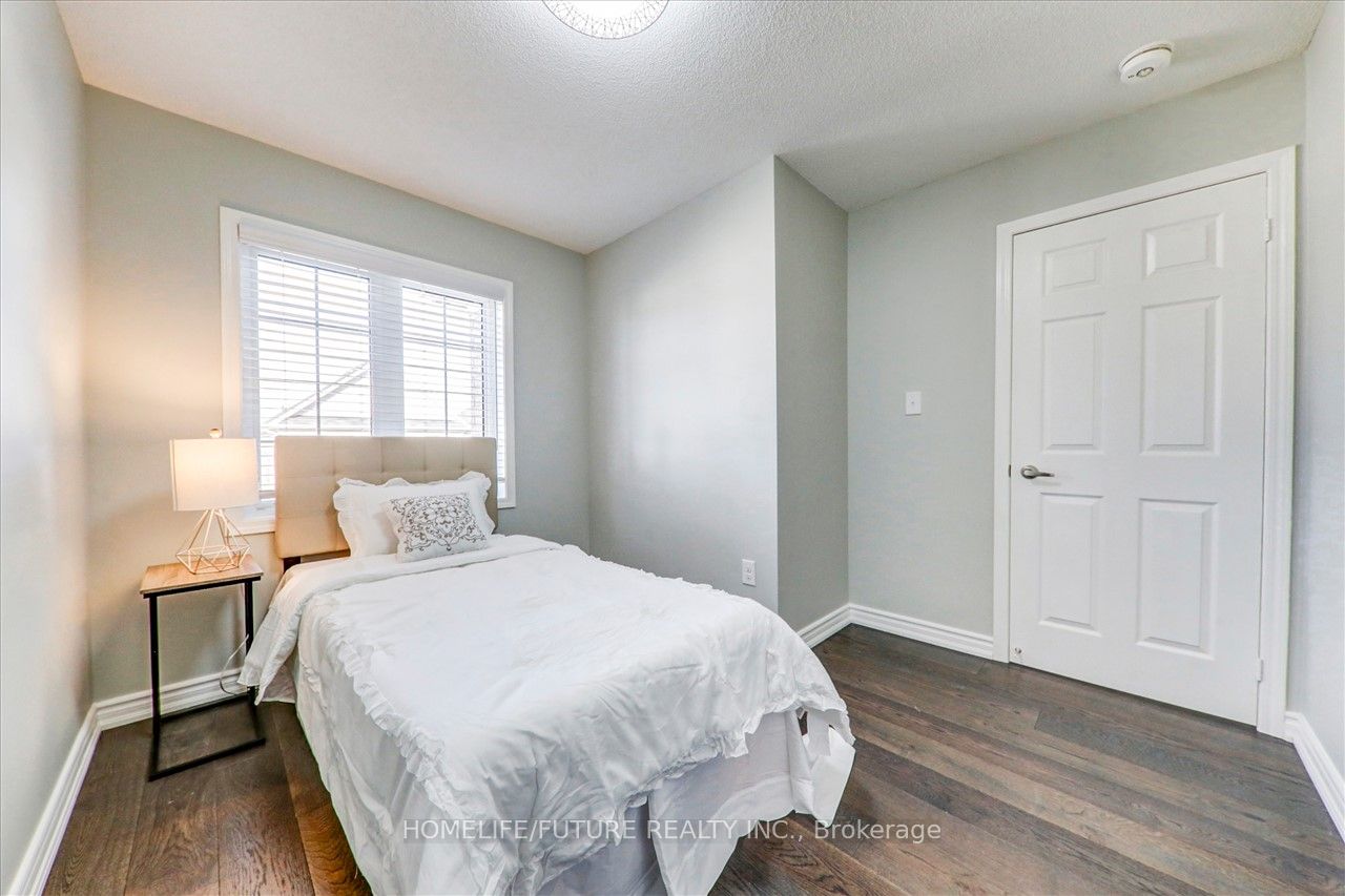 820 Audley Rd N Property Photo 12