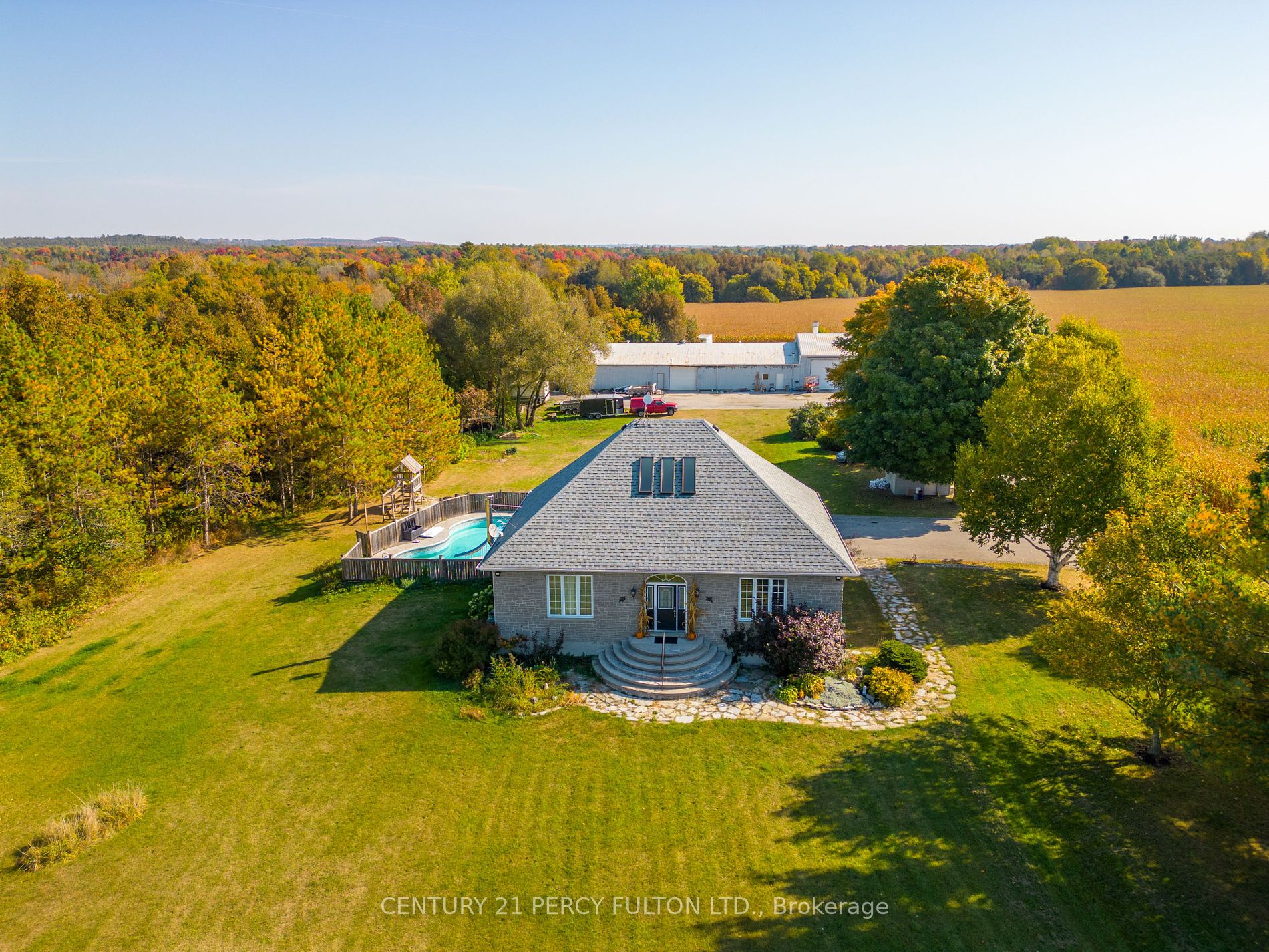 5659 Gilmore Rd Property Photo 2