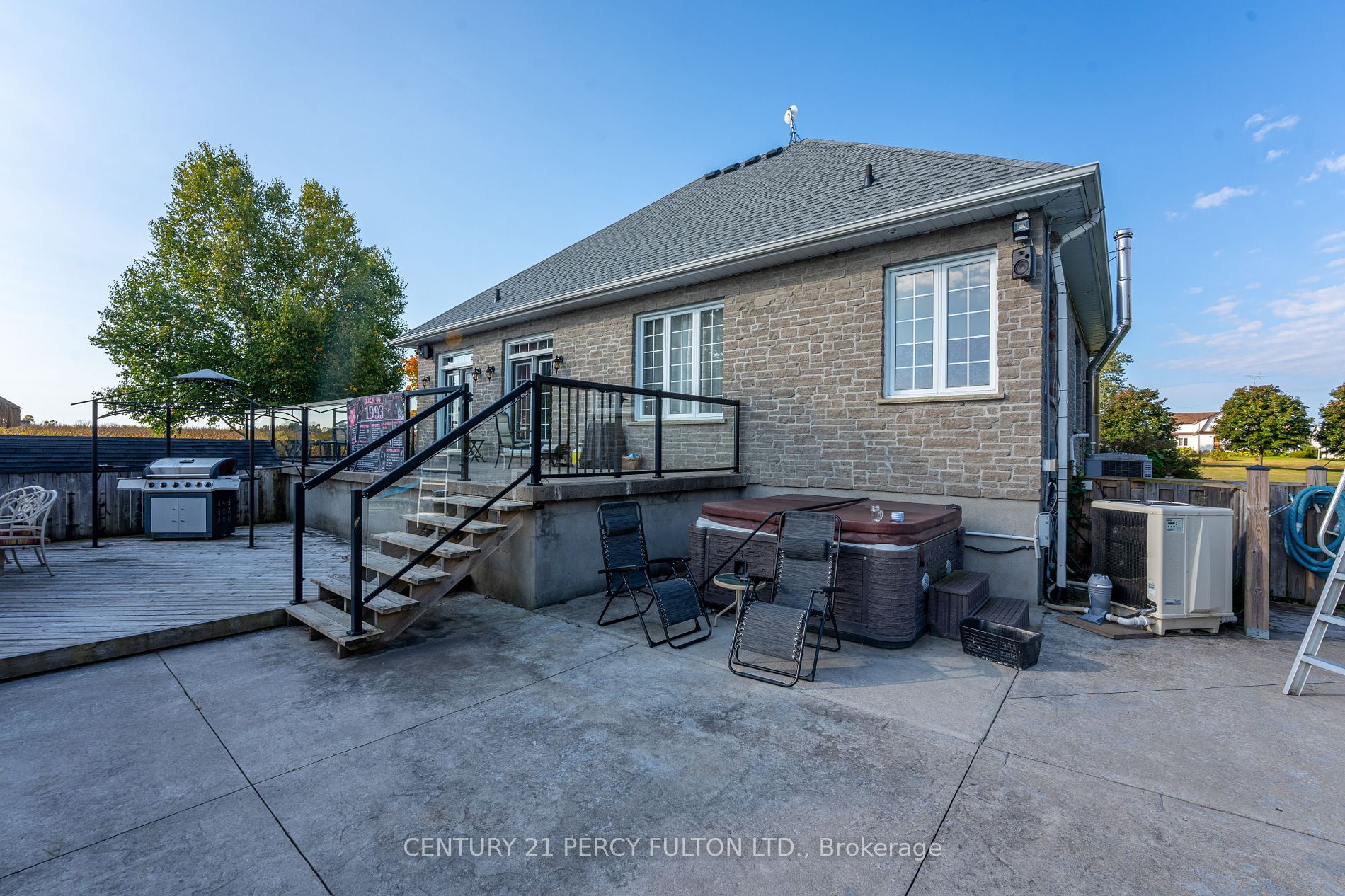 5659 Gilmore Rd Property Photo 13