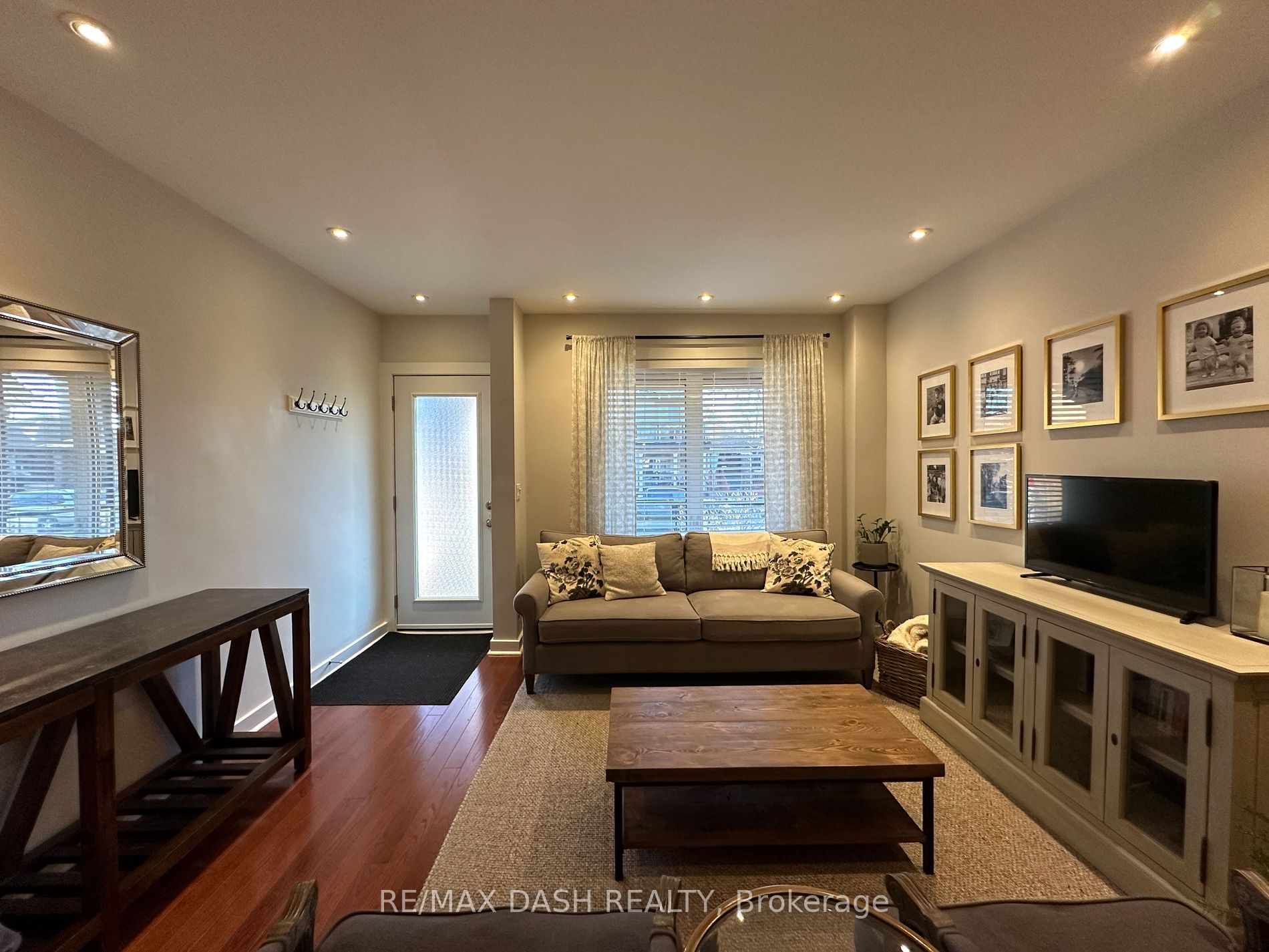 24 Berkshire Ave Property Photo 4
