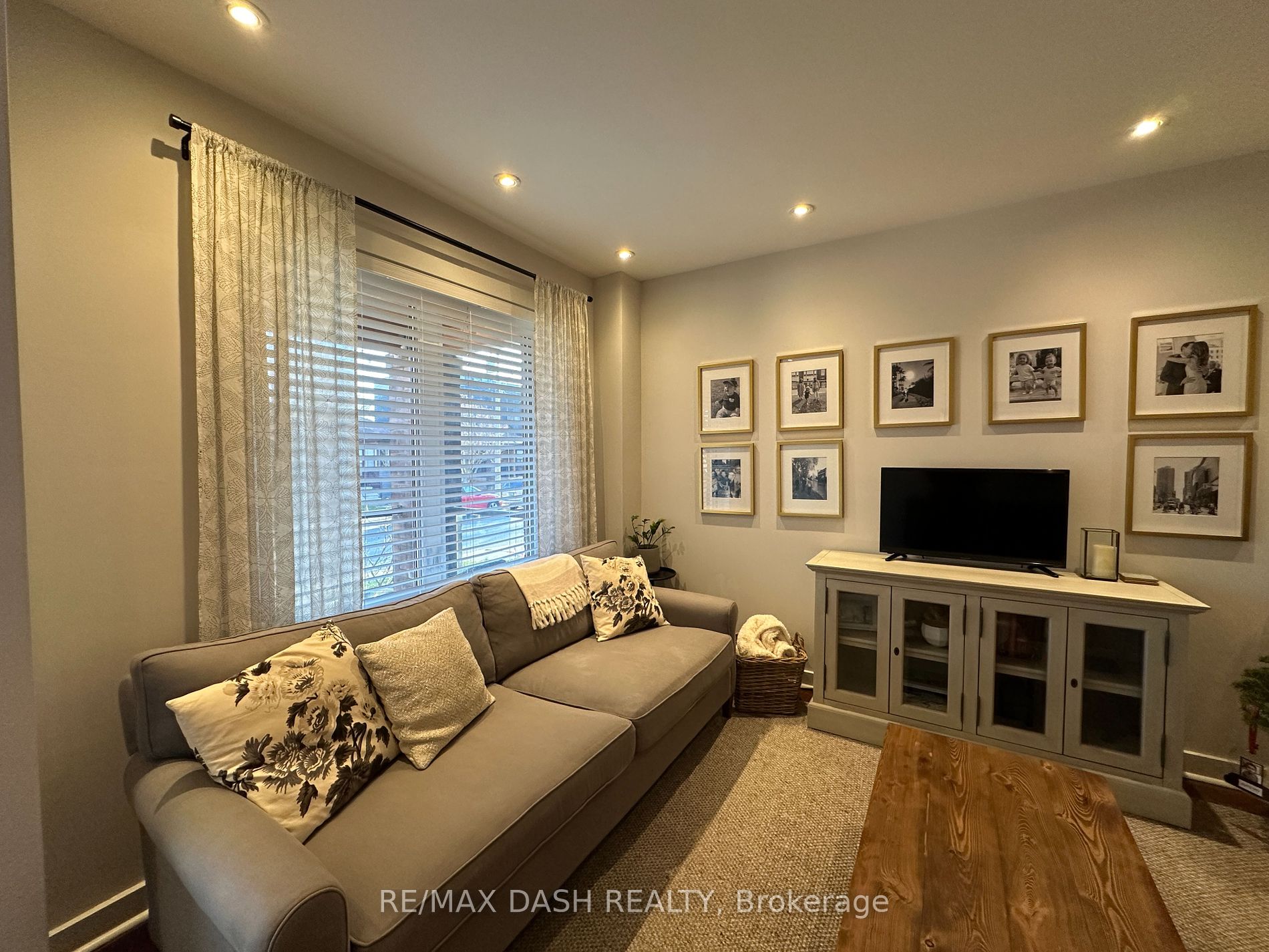 24 Berkshire Ave Property Photo 5
