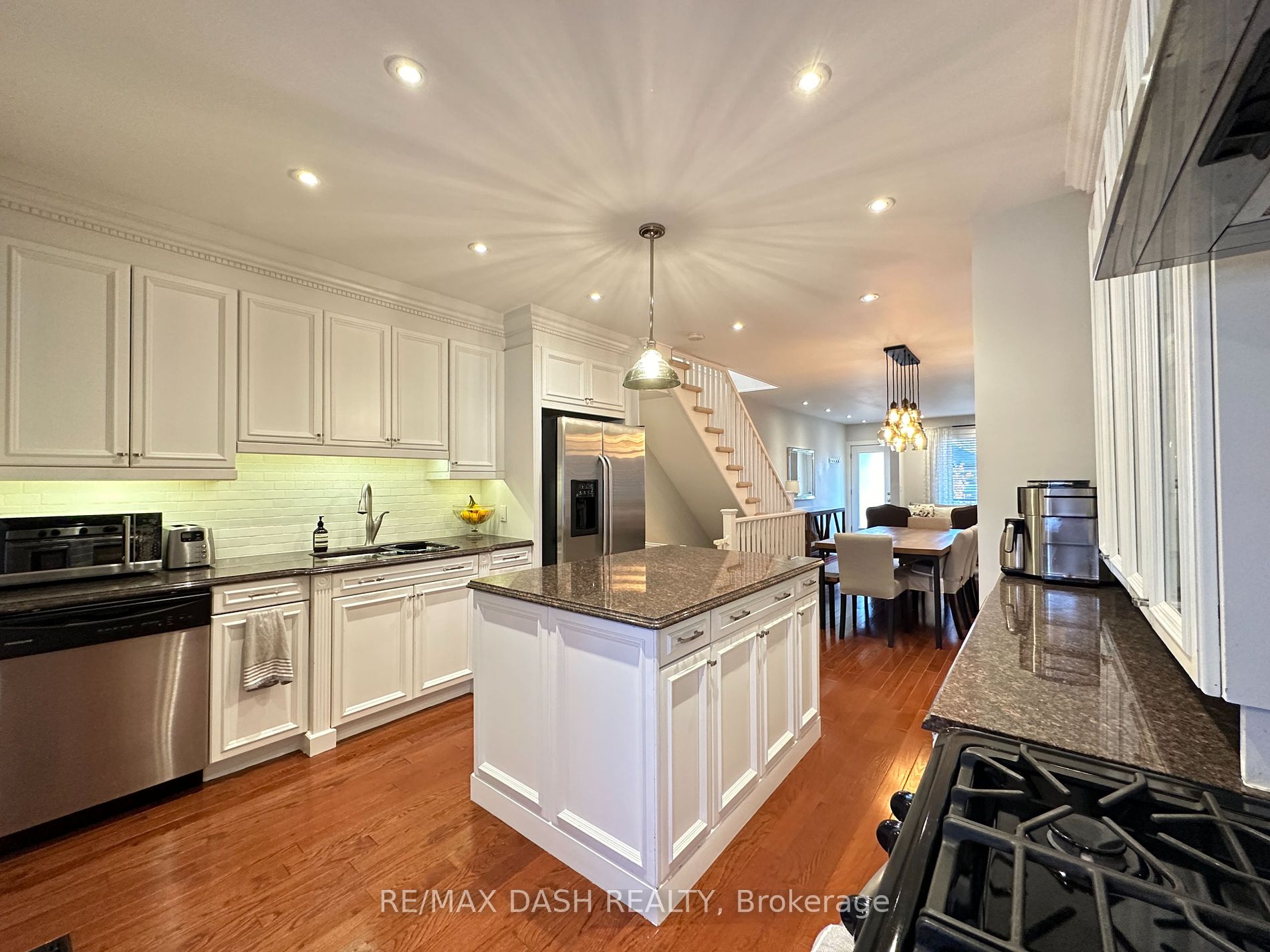 24 Berkshire Ave Property Photo 12