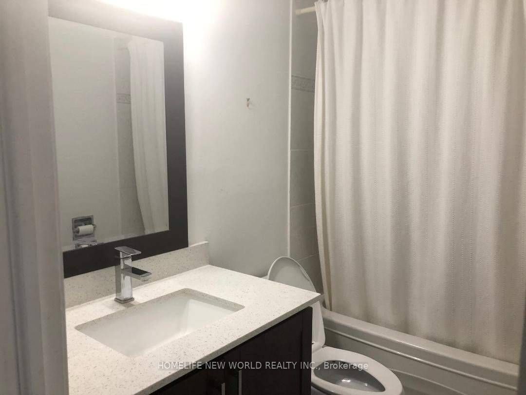 898 Krosno Blvd Property Photo 3
