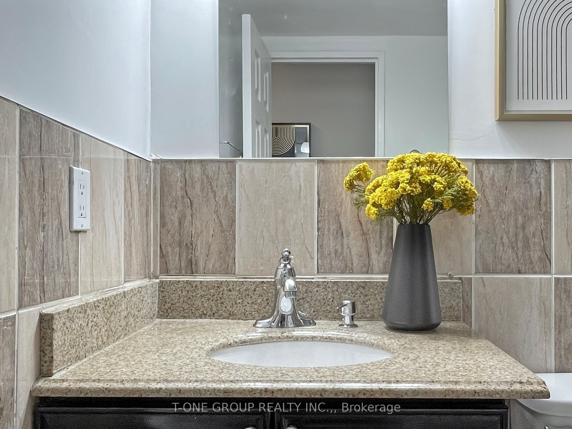 301 Prudential Dr 02 Property Photo 28