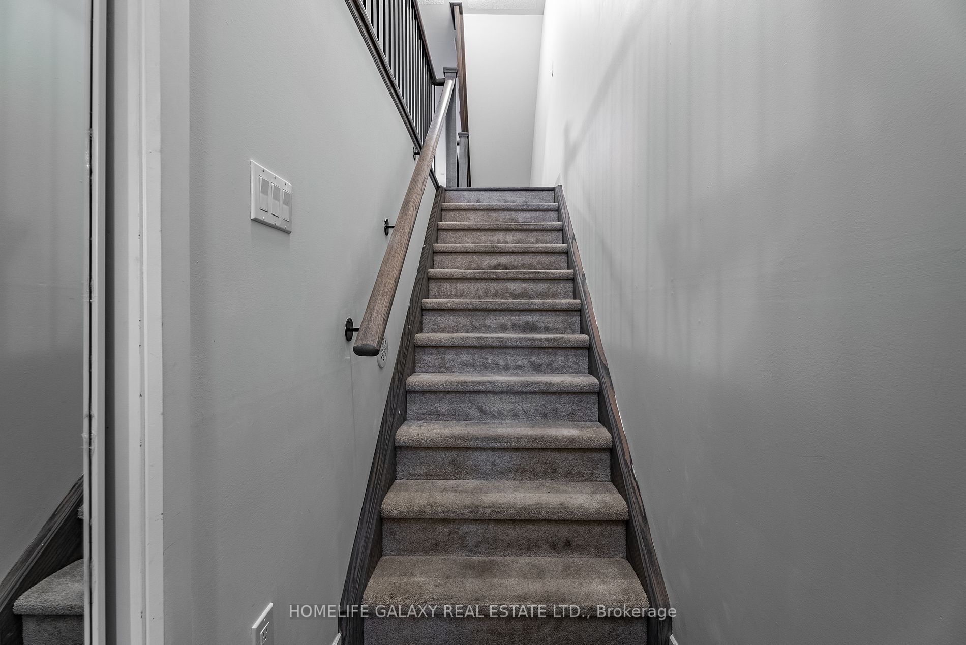 67 Donald Fleming Way Property Photo 3