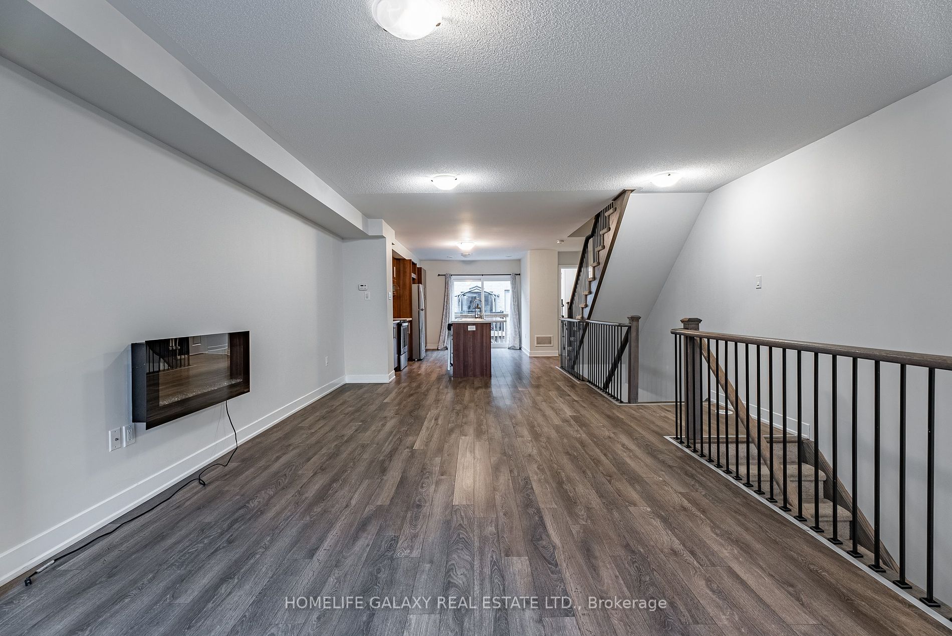 67 Donald Fleming Way Property Photo 6