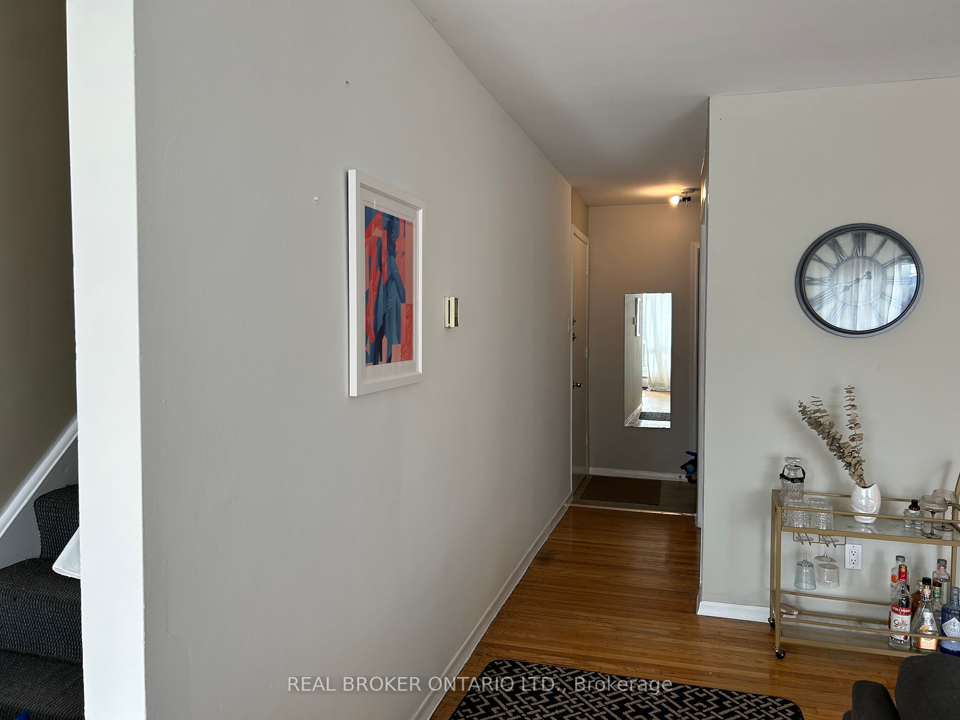 2844 Danforth Ave Property Photo 18