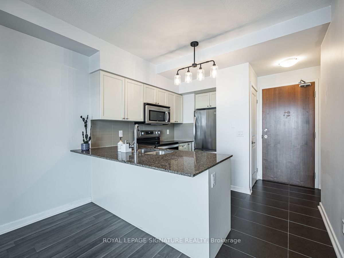 1235 Bayly St 4 Property Photo 5