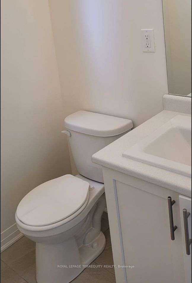 27 Clipper Lane Property Photo 1