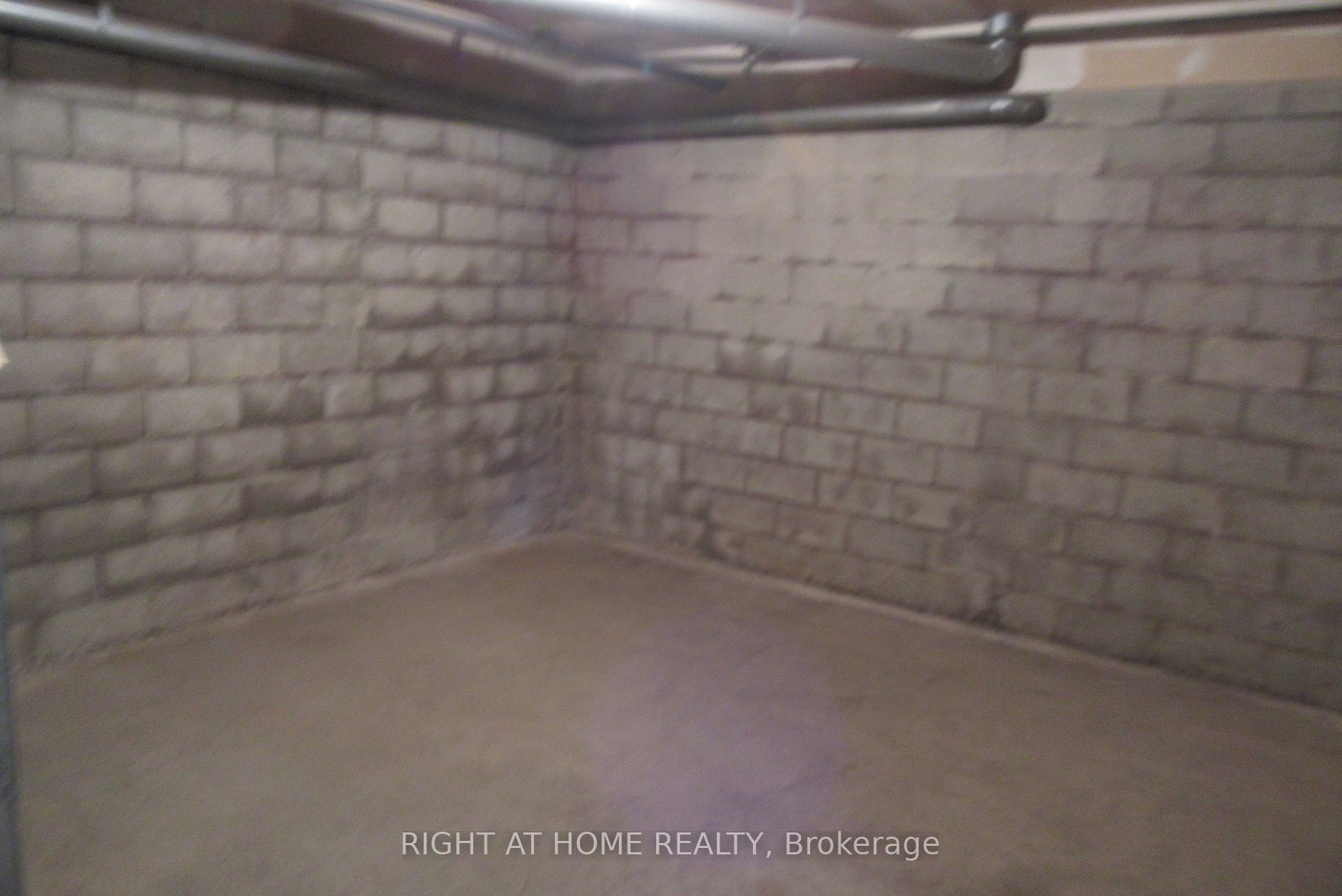 111 North Port Rd Property Photo 7