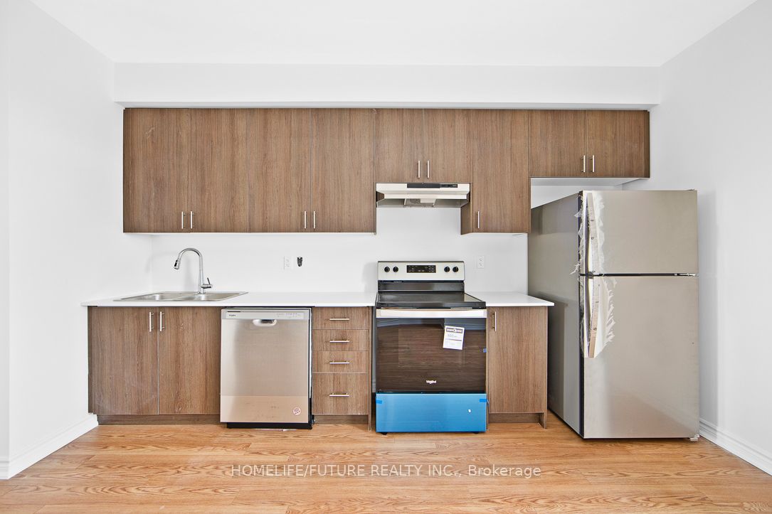 450 Okanagan Path Property Photo 11