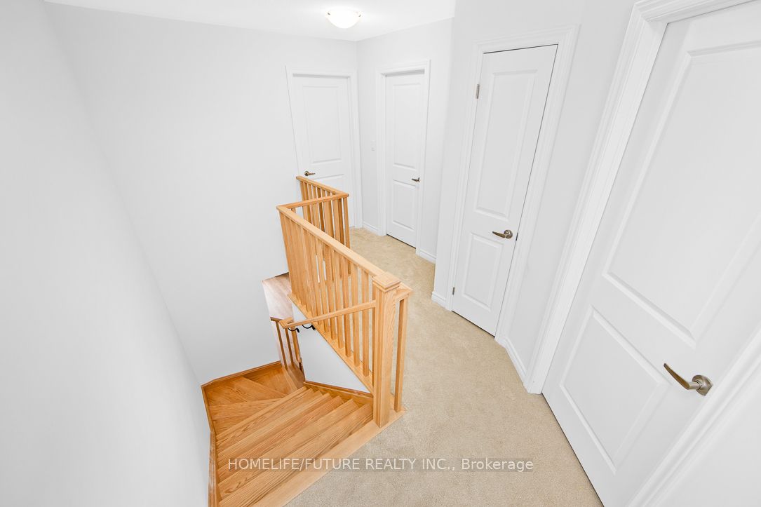 450 Okanagan Path Property Photo 15