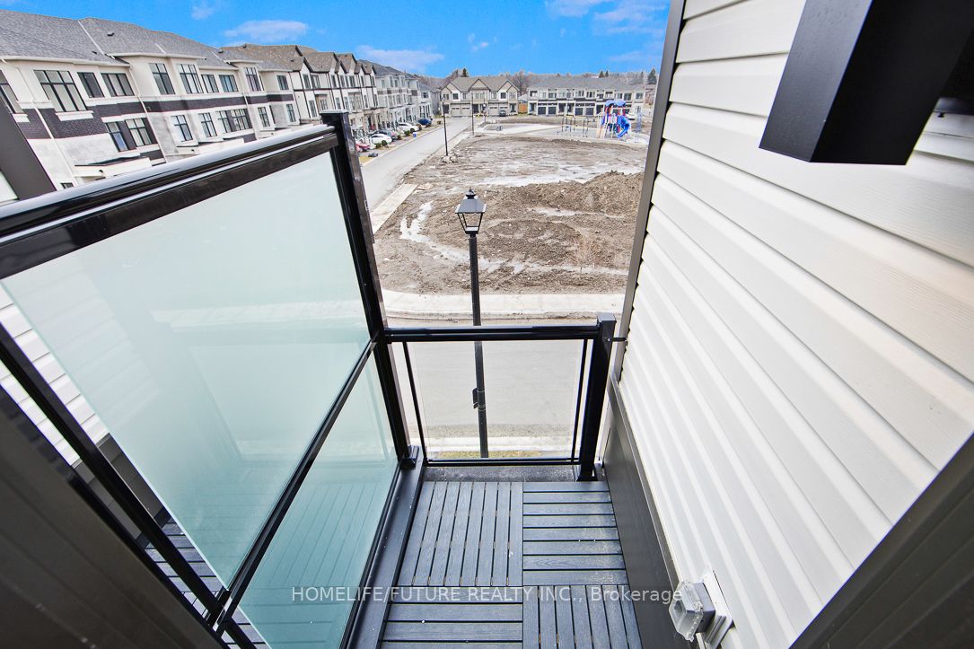 450 Okanagan Path Property Photo 20