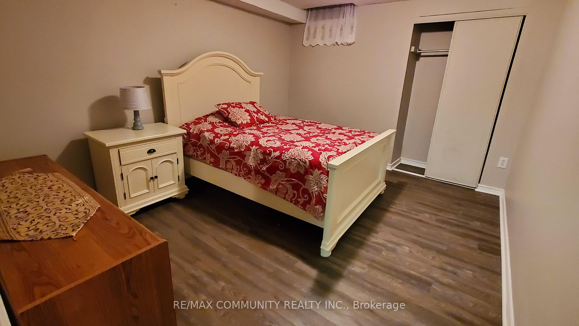 616 Strouds Lane Property Photo 4